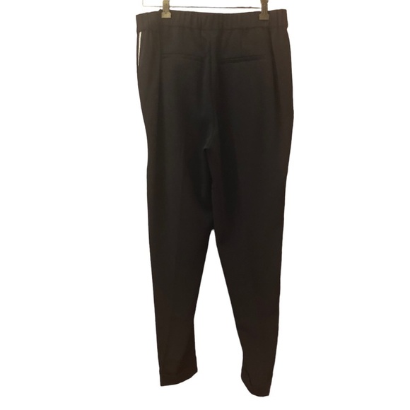 Chicos/ Woman’s cuffed cigarette pants/ silver stripe down side/ size 0-5R /US 6 - Picture 4 of 9